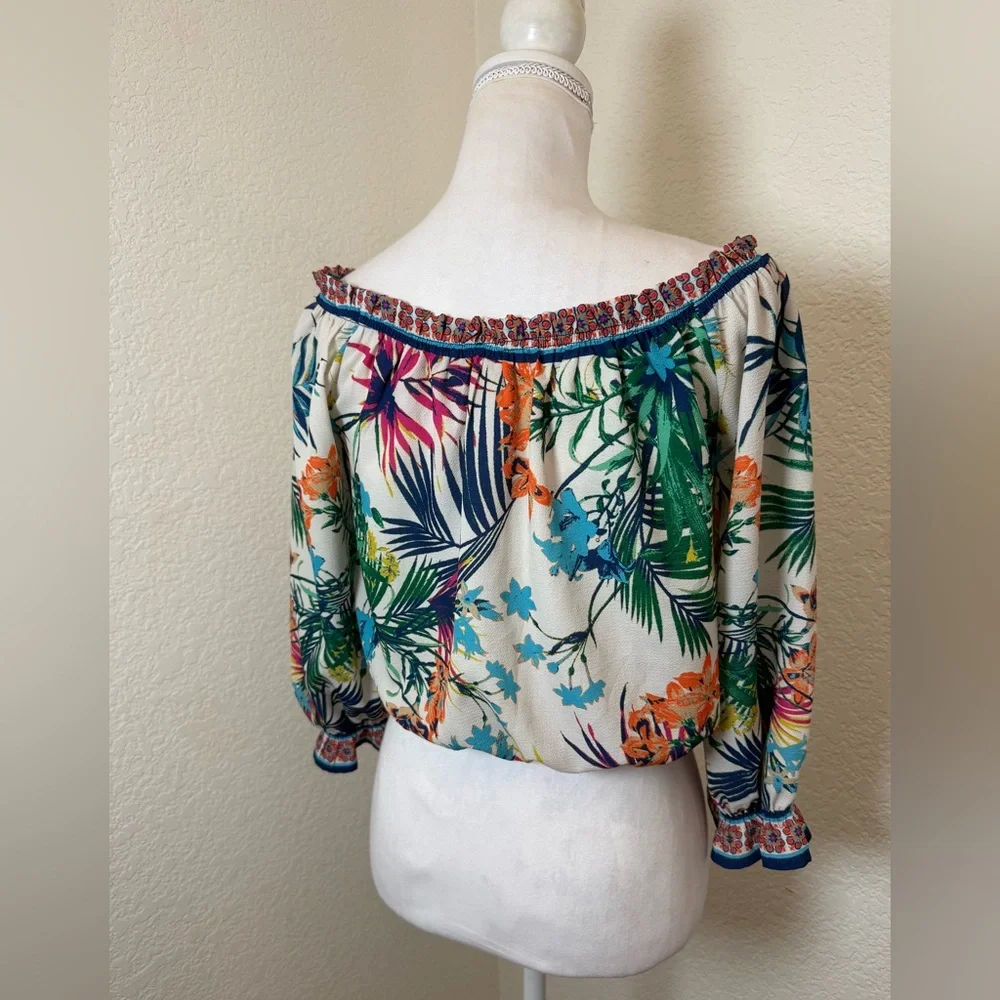 Flying Tomato‎ Top S  Off Shoulder Crop NWT